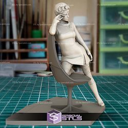 Nyota Uhura Star Trek on Chair Digital STL Files