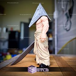Super Basic STL Pyramid Head No Ams