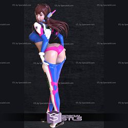 Dva Standing From Overwatch