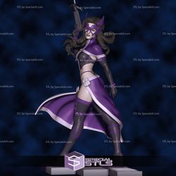 Huntress Standing