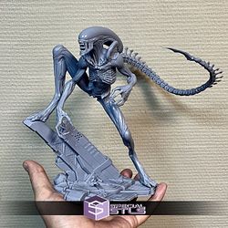 Alien 3D Printing Figurine Action Pose STL Files